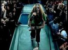 Avril Lavigne : avril-lavigne-1337370158.jpg