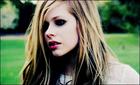 Avril Lavigne : avril-lavigne-1337391284.jpg