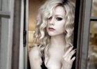 Avril Lavigne : avril-lavigne-1337391439.jpg