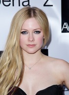 Avril Lavigne : avril-lavigne-1383849640.jpg