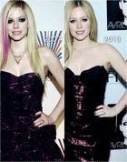 Avril Lavigne : avril-lavigne-1385232133.jpg