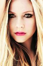 Avril Lavigne : avril-lavigne-1385669733.jpg