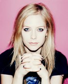 Avril Lavigne : avril-lavigne-1386180644.jpg
