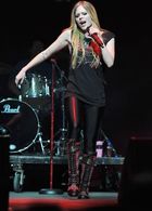 Avril Lavigne : avril-lavigne-1399060400.jpg