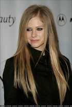 Avril Lavigne : avril-lavigne-1412816352.jpg