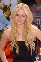 Avril Lavigne : avril-lavigne-1412816399.jpg