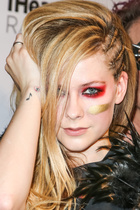 Avril Lavigne : avril-lavigne-1415919889.jpg