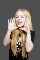 Avril Lavigne : avril-lavigne-1426019824.jpg