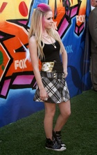 Avril Lavigne : avril-lavigne-1427218684.jpg