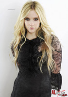 Avril Lavigne : avril_lavigne_1176139978.jpg