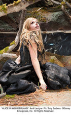 Avril Lavigne : avril_lavigne_1265993919.jpg