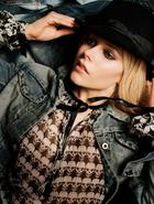 Avril Lavigne : avril_lavigne_1266476739.jpg