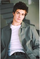 Beau Mirchoff : TI4U_u1150072513.jpg