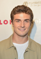 Beau Mirchoff : beau-mirchoff-1419618211.jpg