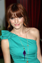 Bella Thorne : bella-thorne-1323234816.jpg