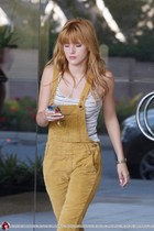 Bella Thorne : bella-thorne-1377365171.jpg