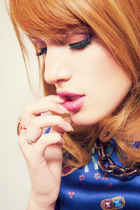 Bella Thorne : bella-thorne-1386507213.jpg