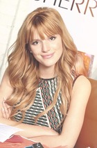 Bella Thorne : bella-thorne-1387739407.jpg