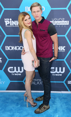 Bella Thorne : bella-thorne-1406650618.jpg