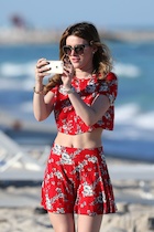 Bella Thorne : bella-thorne-1460326843.jpg