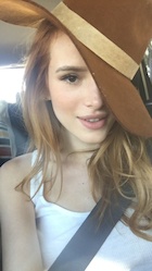 Bella Thorne : bella-thorne-1472857921.jpg