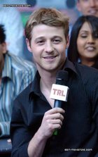 Benjamin McKenzie : TI4U_u1142634271.jpg