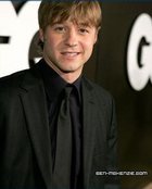 Benjamin McKenzie : TI4U_u1142963541.jpg