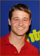 Benjamin McKenzie : TI4U_u1149957469.jpg