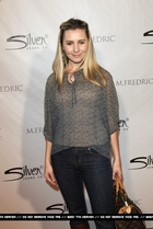 Beverley Mitchell : beverley_mitchell_1301939869.jpg