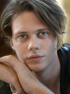 Bill Skarsgård in General Pictures, Uploaded by: Mike14