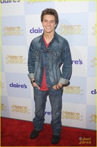 Billy Unger : billy-unger-1332372481.jpg