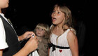 Bindi Irwin : TI4U_u1285894012.jpg