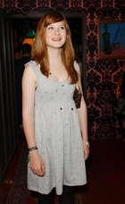 Bonnie Wright : bonnie_wright_1215744368.jpg