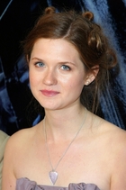 Bonnie Wright : bonnie_wright_1245447598.jpg