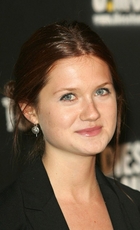 Bonnie Wright : bonnie_wright_1255202462.jpg