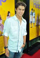 Booboo Stewart : boo-boo-stewart-1332722127.jpg