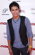 Booboo Stewart : boo-boo-stewart-1339202386.jpg