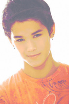 Booboo Stewart : boo_boo_stewart_1276631691.jpg