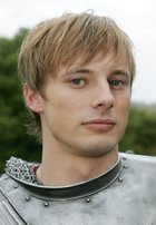 Bradley James : bradley-james-1372627373.jpg