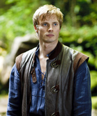 Bradley James : bradley-james-1372627921.jpg