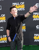 Bradley Steven Perry : bradley-steven-perry-1371838410.jpg