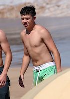 Bradley Steven Perry : bradley-steven-perry-1465084207.jpg