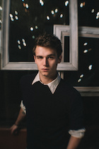 Brandon Flynn : brandon-flynn-1498125405.jpg