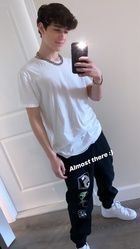 Brandon Rowland : brandon-rowland-1586393642.jpg