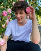 Brandon Rowland : brandon-rowland-1588417202.jpg