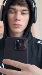 Brandon Rowland : brandon-rowland-1671324121.jpg