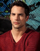 Brant Daugherty : brant-daugherty-1447448707.jpg