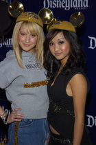 Brenda Song : TI4U_u1150329692.jpg