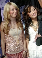 Brenda Song : TI4U_u1213286664.jpg