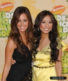 Brenda Song : TI4U_u1238703537.jpg